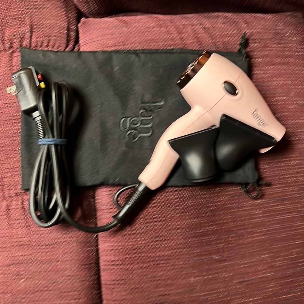 Hair dryer